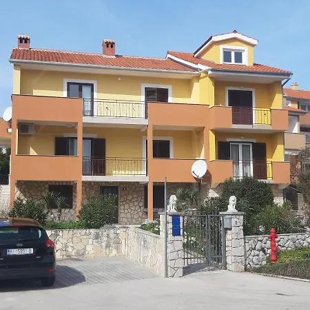Ana Apartment