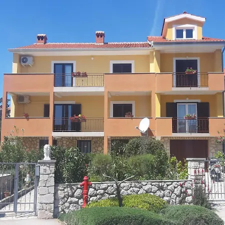 Ana Apartment