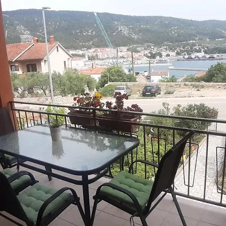 Ana Apartment Cres