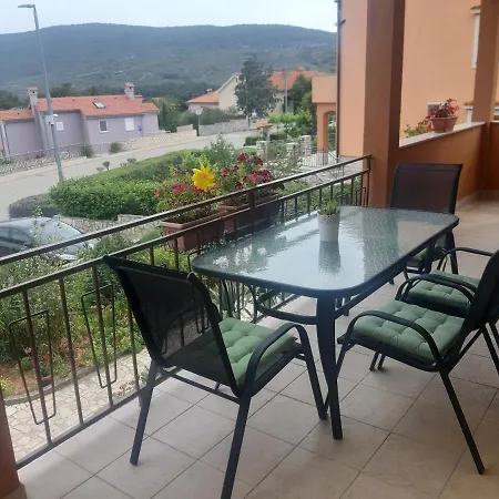 Ana Apartment