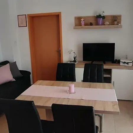 Apartment Ana *