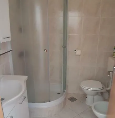 Apartment Ana *