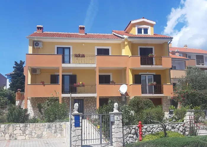 Ana Apartmán *